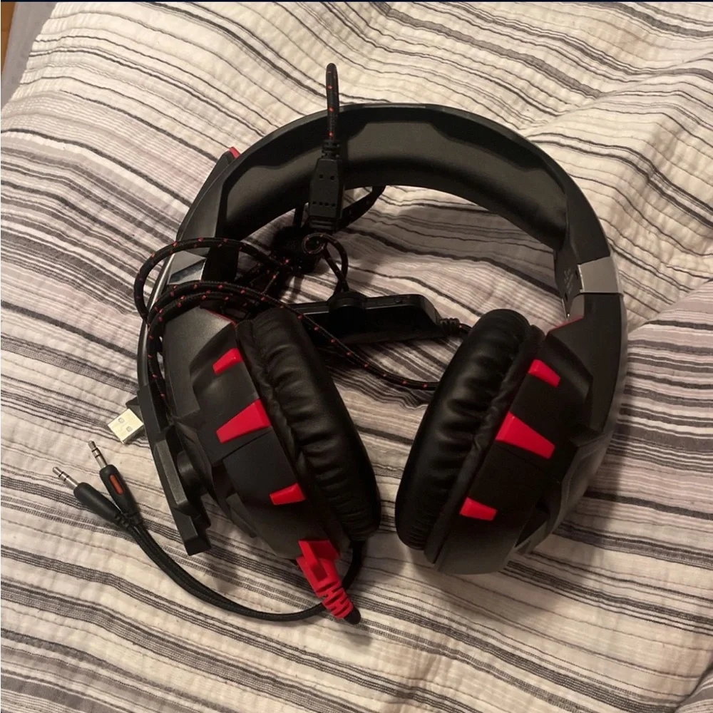 Gaming headset WIRED